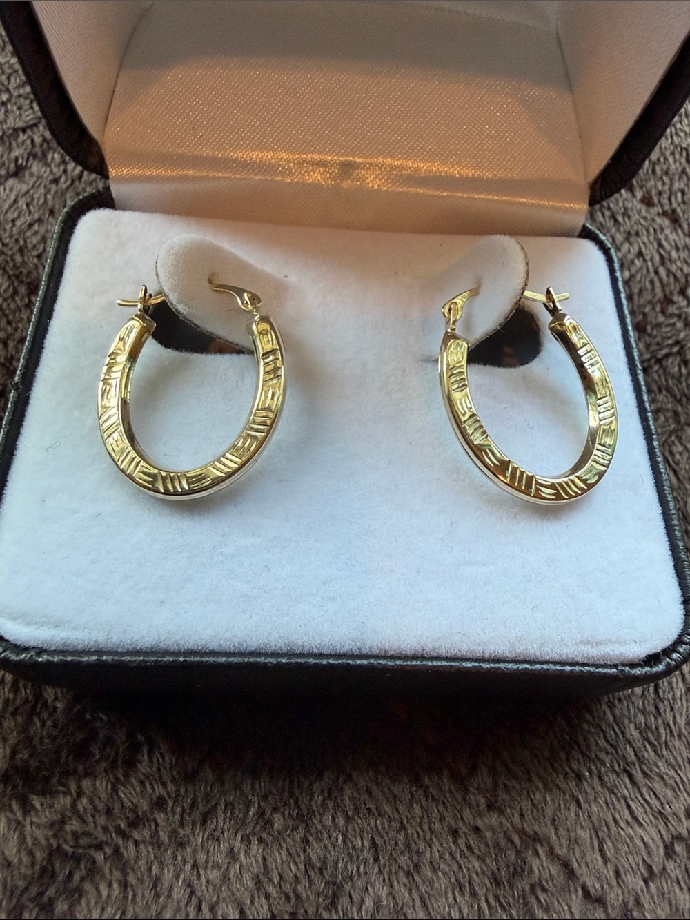 Classic Textured 10k Gold Hoop Earrings - Women Jewelry